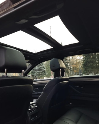 BMW Seria 5 cena 105550 przebieg: 158000, rok produkcji 2016 z Warszawa małe 379